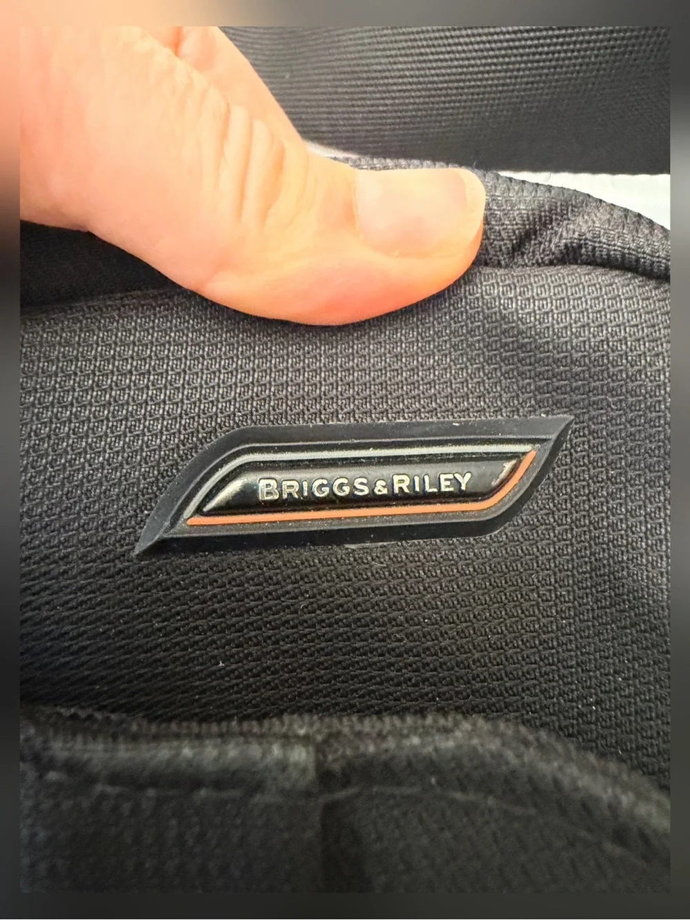 The Briggs & Riley Verb Slide Tech Bag Crossbody Travel